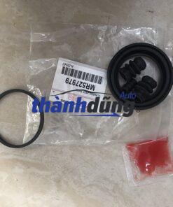 CHỤP BỤI PHANH TRƯỚC MITSUBISHI L200
