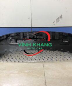 8A618B384 | CHẮN BÙN GẦM MÁY KÉT NƯỚC FORD FIESTA