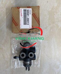 CHIA DẦU PHANH TOYOTA LAND CRUISER