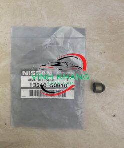 PHÓT GHÍT NISSAN LIVINA 2012