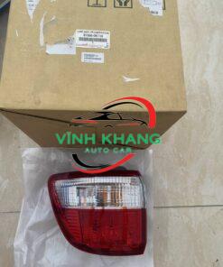 815600K110 | ĐÈN HẬU TOYOTA FORTUNER
