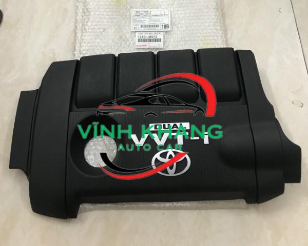 1260136010 | NẮP CHE ĐỘNG CƠ TOYOTA CAMRY 2013 NẮP TRANG TRÍ MẶT MÁY TOYOTA CAMRY 2011-2016 | 1260136010