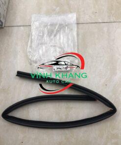 821305H000 | Ron nẹp kính HYUNDAI HD65