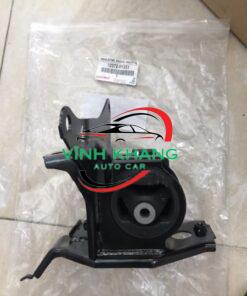 123720Y251 | Chân máy hộp số TOYOTA YARIS 2017