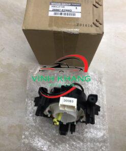 B5567JE00A - CUỘN KÈN NISSAN NAVARA 2007-2013