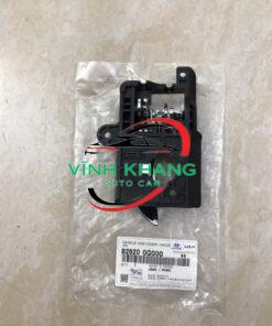 826200Q000 - TAY MỞ CỬA TRONG HYUNDAI ELANTRA 2006-2015 826200Q000 - TAY MỞ CỬA TRONG HYUNDAI ELANTRA 2006-2015 - Ảnh 2