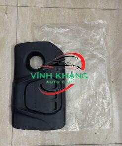 Alternative view of 292402B110 - NẮP CHE ĐỘNG CƠ KIA CERATO 2014-2020