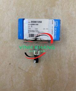 95961350 | CẢM BIẾN BÁO NHỚT DAEWOO MAGNUS