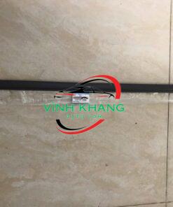B25D50670 - NẸP CHÂN KÍNH FORD LASER B25D50670 - NẸP CHÂN KÍNH FORD LASER - Ảnh 2