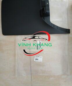 CHẮN BÙN BÁNH NISSAN NAVARA