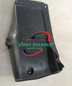 CHẮN BÙN LÒNG DÈ SAU XE HYUNDAI I10 2014-2017 | 86822B4400