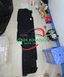 CHẮN BÙN GẦM MÁY XE MERCEDES E200 2009-2017 | A2126800608