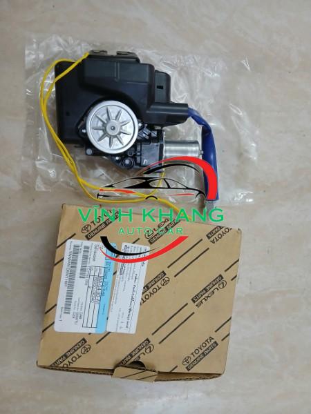 Ổ NGẬM CỐP HẬU XE TOYOTA INNOVA 2020-2025 | 693500K340 Ổ NGẬM CỐP HẬU XE TOYOTA INNOVA 2020-2025 | 693500K340
