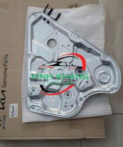 COMPA LÊN KÍNH XE HYUNDAI AVANTE 2008-2012 | 834812H010