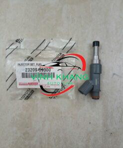 BÉC PHUN XE TOYOTA INNOVA 2006-2016 | 2320909300