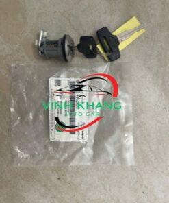Ổ KHÓA CÁNH CỬA XE HYUNDAI HD170 | 819107AB00
