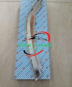 NẸP MẠ ĐÈN PHA XE TOYOTA VELOZ 2022-2026 | 81156BZ030