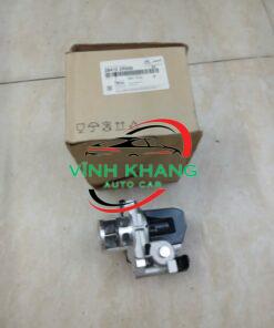 VAN TUẦN HOÀN KHÍ XẢ EGR XE KIA SEDONA 2021-2025 | 284102R000
