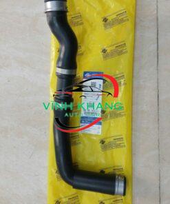 ỐNG KÉT NƯỚC DƯỚI XE MERCEDES C200 2007-2014 | 2045010282